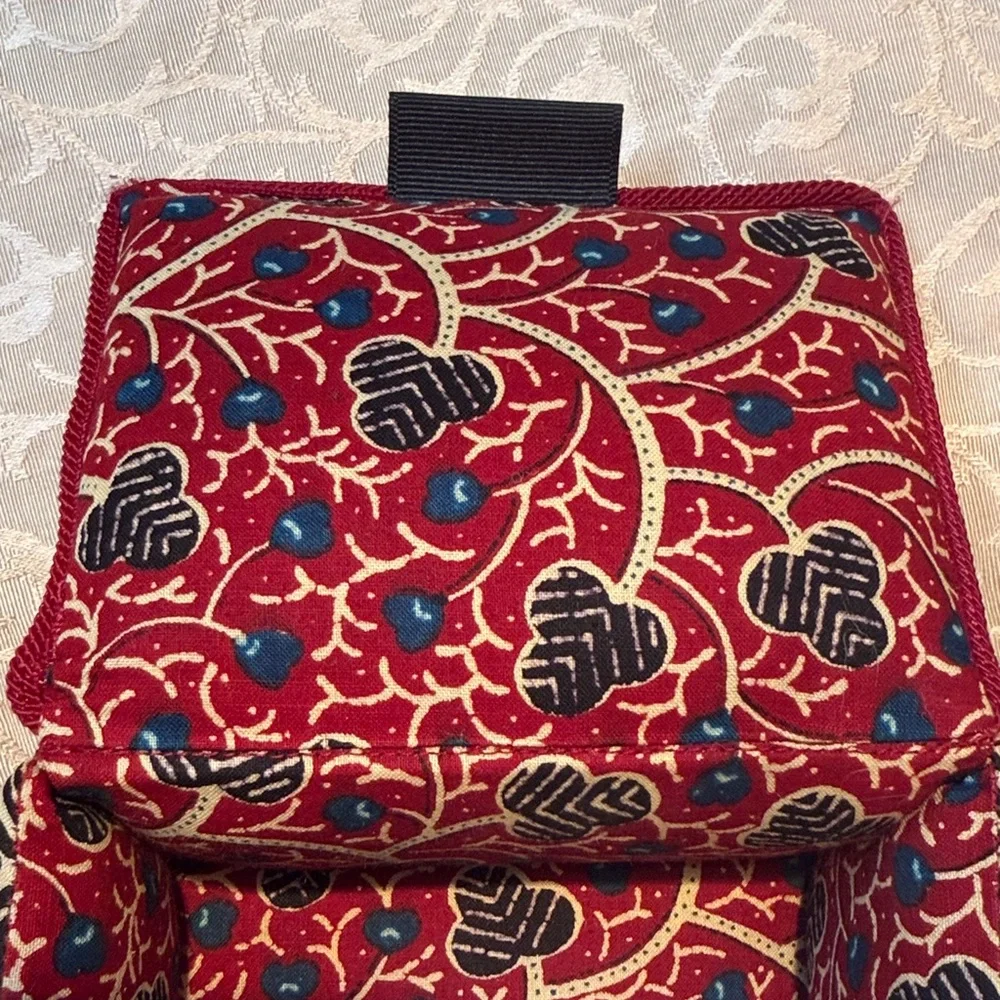 Handmade gift box vintage mixed pattern gift “puffer”‎ Geometric quilted padded